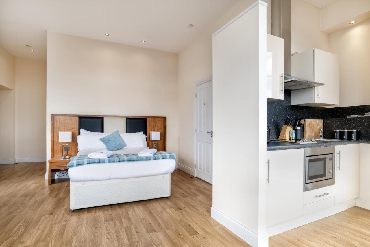 Victoria Court Suites - Aberdeen Buitenkant foto