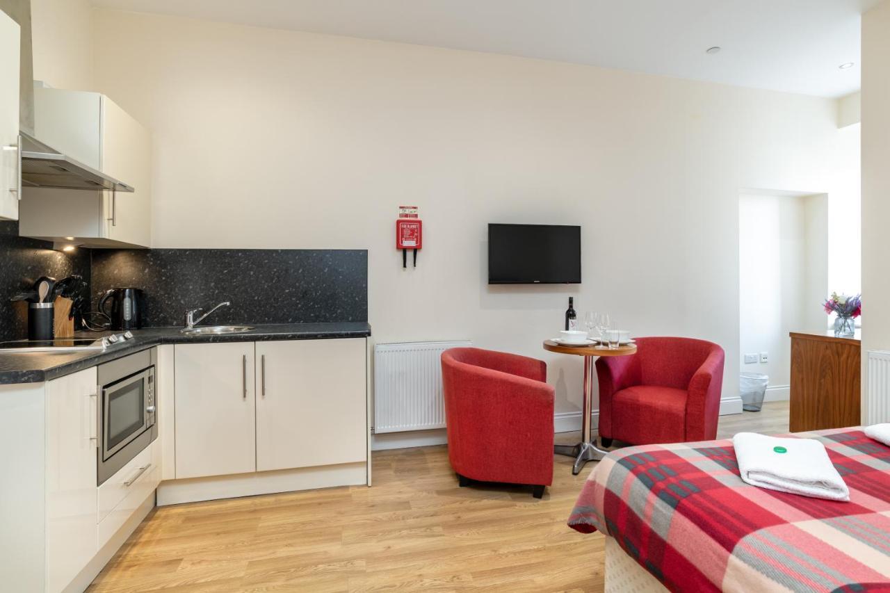 Victoria Court Suites - Aberdeen Buitenkant foto