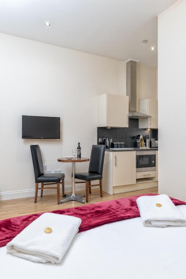 Victoria Court Suites - Aberdeen Buitenkant foto